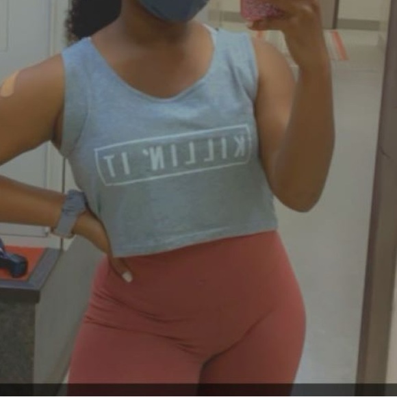 Killing it Hi-Lo crop - Picture 4 of 4